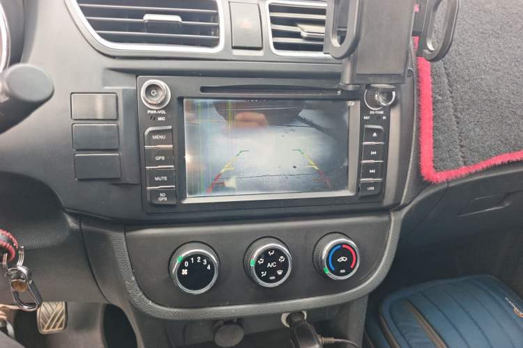 Used HYOSOW S2 2016 1.5L Manual Entrepreneurship Edition China V
