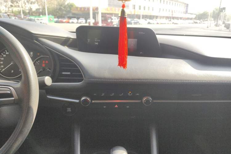 Used Mazda 3 Axela 2020 1.5L Automatic ZhiMei Edition