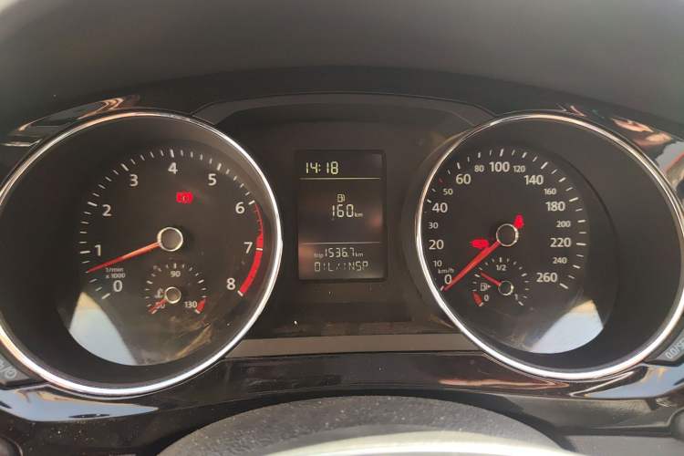 Used Volkswagen Sagitar 2015 230TSI Manual Comfort Version
