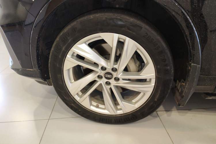 Used Audi Q7 2021 55 TFSI quattro S line Sport model