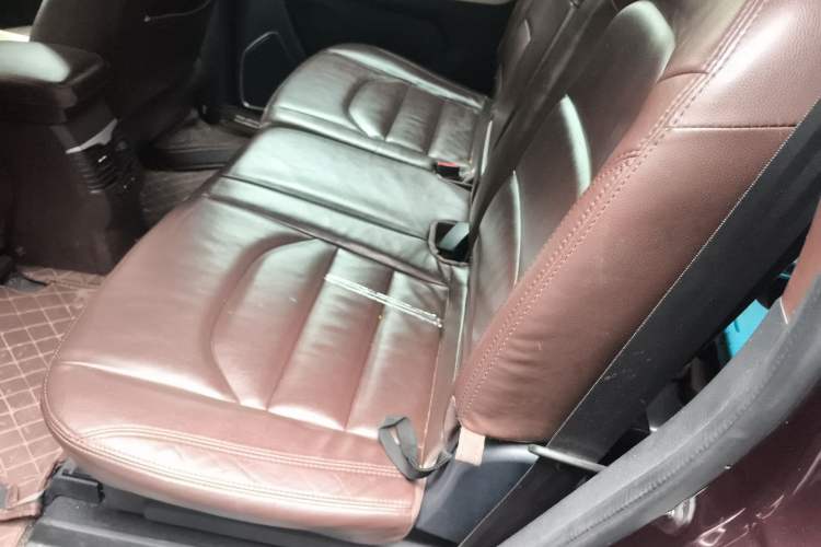 Used Haima V70 2016 1.5T Automatic Comfort Plus 7-Seater