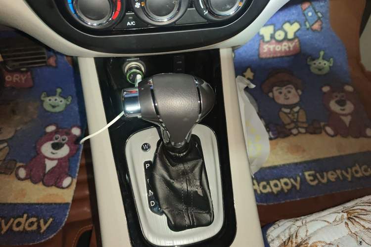 Used FORTHING Joyear XV 2015 1.6L CVT Luxury Model
