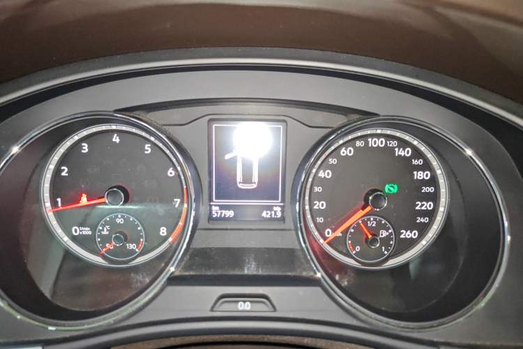 Used Volkswagen Teramont 2017 330TSI Two-Wheel-Drive Luxury Edition Instrument Cluster