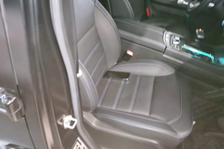 Used BAIC Off-Road BJ40 2023 2.0D Automatic Four-Wheel Drive Blade Hero Edition Adventurer Type
