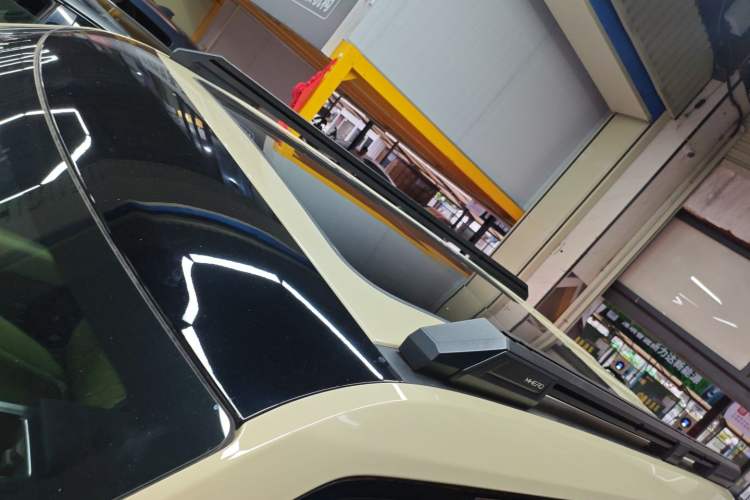 Used Brave warrior M817 2025 Model, Hero Roof