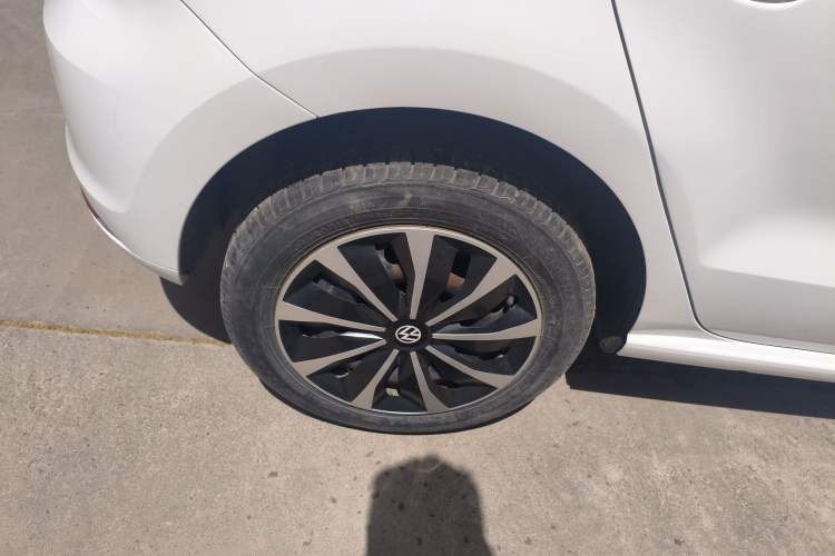 Used Volkswagen Polo 2016 1.6L Automatic Comfort Model