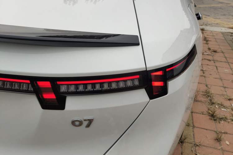 Used Lynk & Co 07 2024 EM-P 126 Long-Range Ultra
