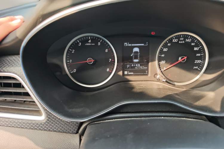 Used Baojun 730 2019 1.5T CVT Fashion Model 7 Seats China VI Emission Standard
