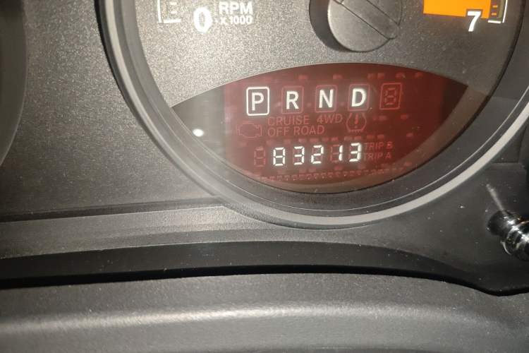 Used Jeep Compass 2014 2.0L two-wheel drive sport version

