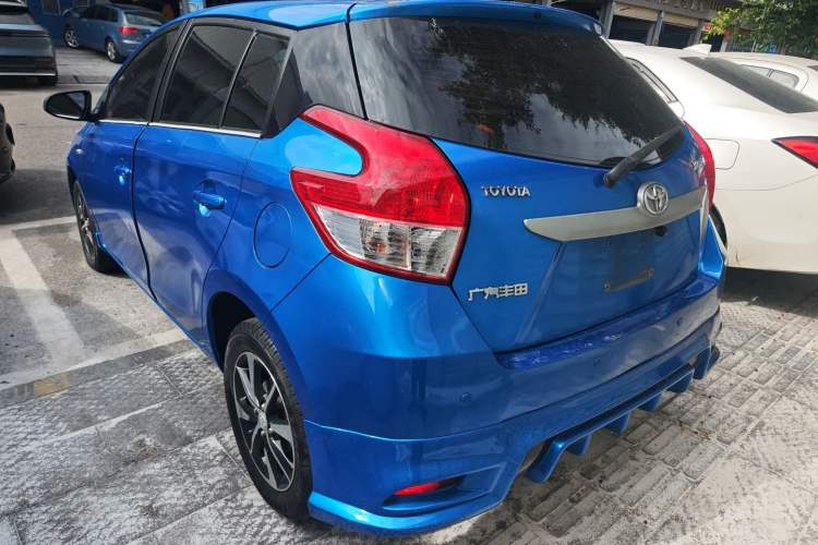 Used Toyota YARiS L Zhi Xuan 2015 1.5E Automatic Charm Edition
