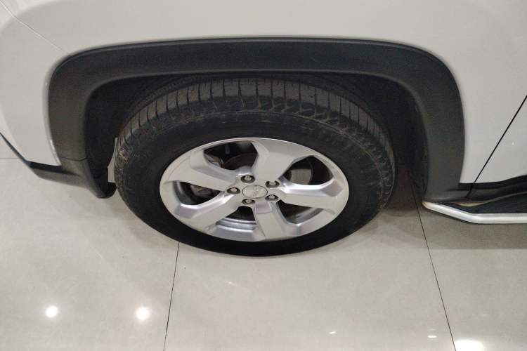 Used Jeep Compass 2017 200T Automatic Family Edition
