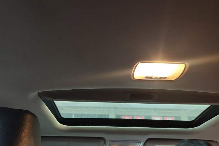 Used Honda CR-V 2016 2.0L two-wheel drive Urban Edition