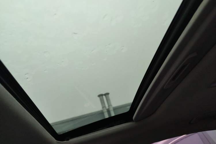 Used Hyundai Elantra (6th Generation / Lingdong) 2016 1.6L Automatic ZhiXuan – Elite Version Headliner