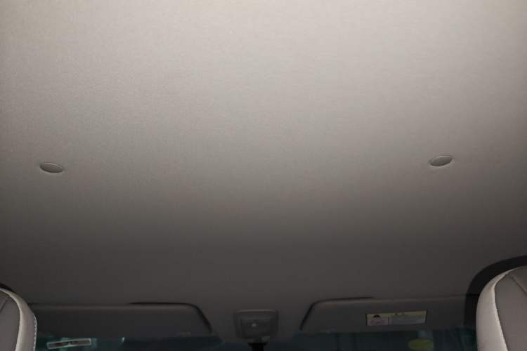 Used Wuling Air ev 2023 - Four Seats - Advanced Edition Headliner