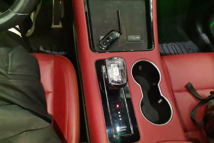 Used Hima AITO M5 2023 Extended-Range Four-Wheel Drive Intelligent Driving Version Gear Lever