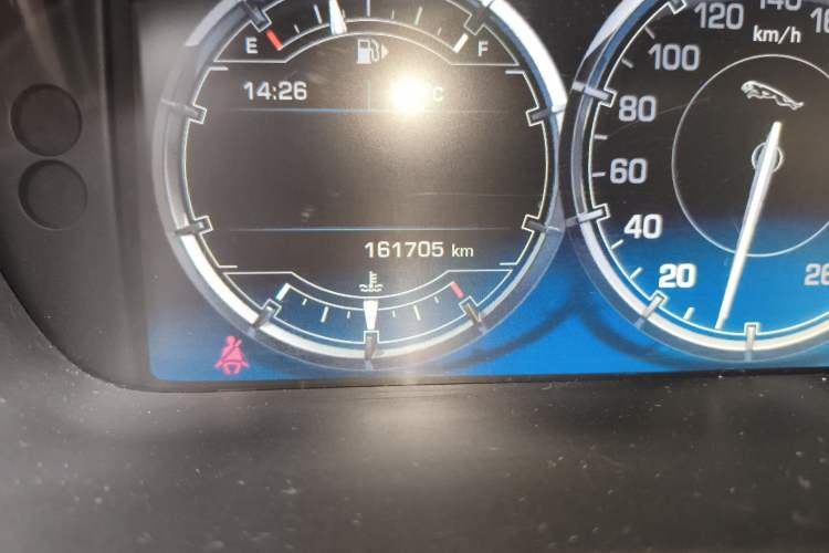 Used Jaguar XJ 2015 XJL 3.0 SC Elegant Business 80th Anniversary Limited Edition Odometer Close Up