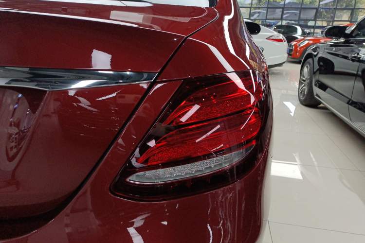 Used Mercedes-Benz E-Class 2019 E 260 Sport Edition