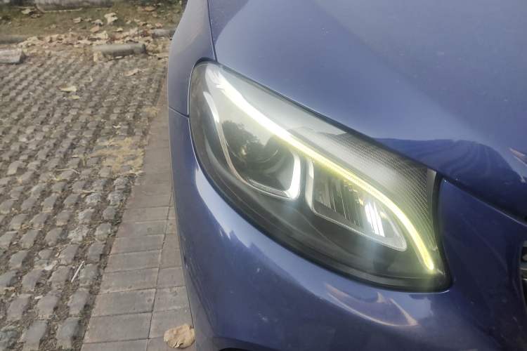 Used Mercedes-Benz GLC Coupe 2018 GLC 200 4MATIC Coupe SUV Right Front Headlight