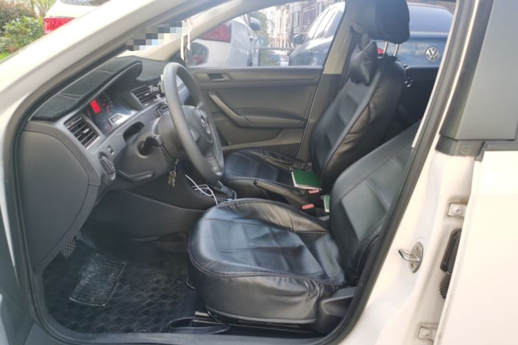 Used Volkswagen Santana 2015 1.6L Automatic Fashion Edition