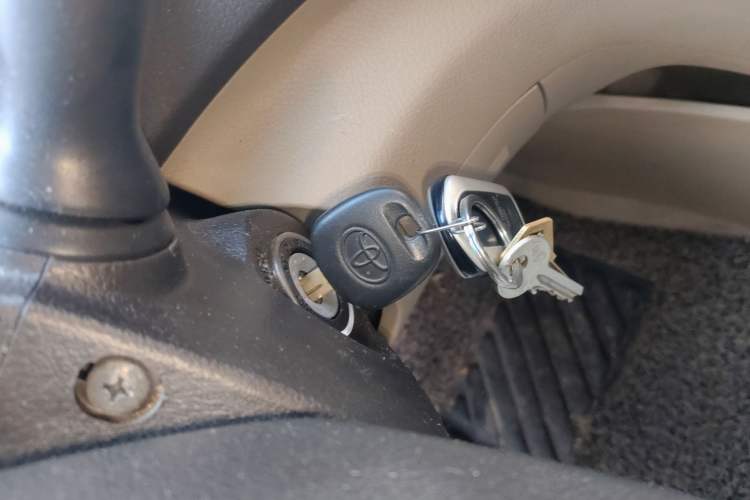 Used Toyota Highlander 2009 2.7L Two-Wheel Drive 7-Seater Luxury Edition