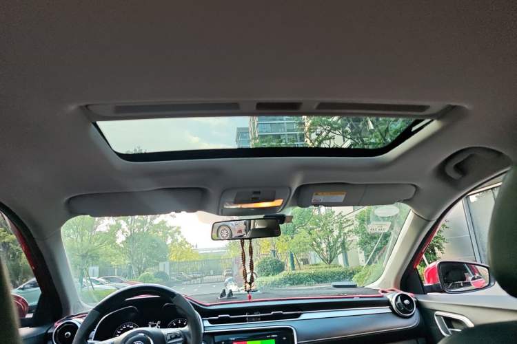 Used MG 6 2017 20T Manual Luxury Smart Connect Version China V Standard
