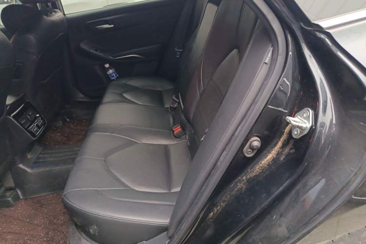 Used Toyota Avalon 2022 2.0L XLE Premium Edition