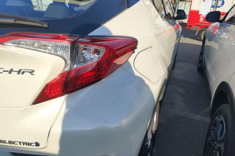 Used Toyota C-HR EV 2020 Luxury Sunroof Edition