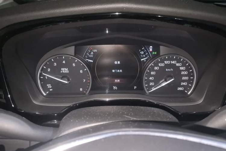 Used Cadillac XT5 2018 25T Luxury Model