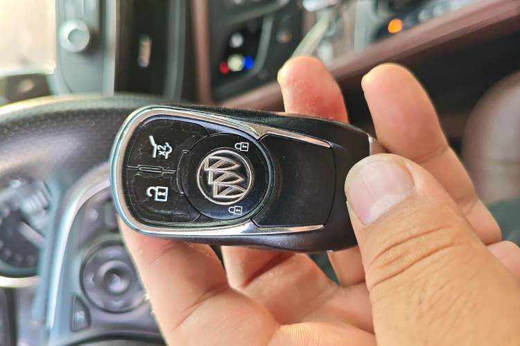 Used Buick Envision 2016 28T Four-Wheel Drive Elite Version Vehicle Key