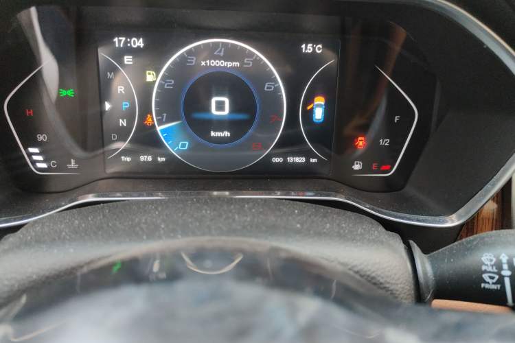 Used Zotye SR9 2017 2.0T Automatic Ultimate Edition
