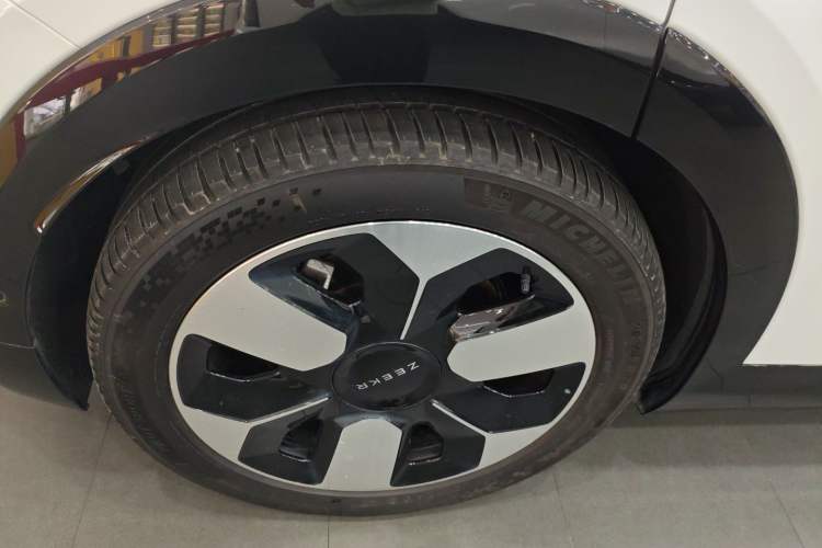 Used Zeekr MIX 2025 Long-Range Intelligent Driving Edition
