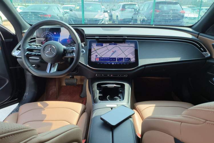 Used Mercedes-Benz E-Class 2024 Facelift E 300 L Fashion Sport Edition
