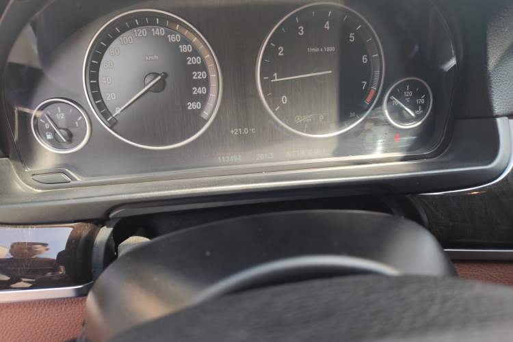 Used BMW 5 Series 2014 528Li Leading Model