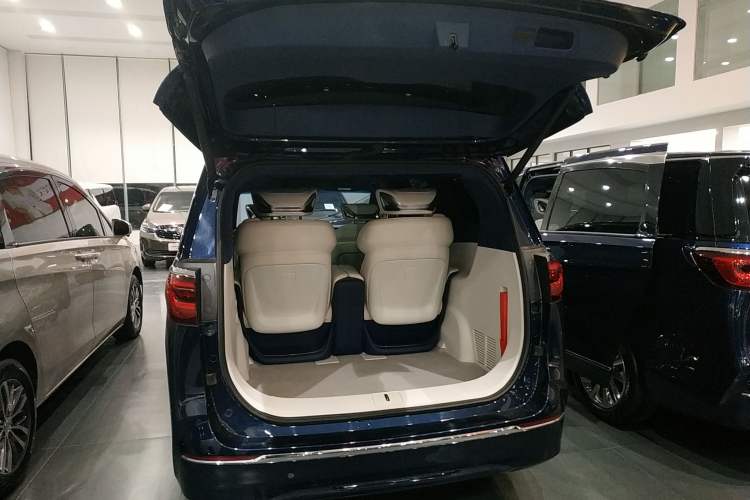 Used Buick GL8 2020 Avenir Avia Four-Seat Luxury Edition