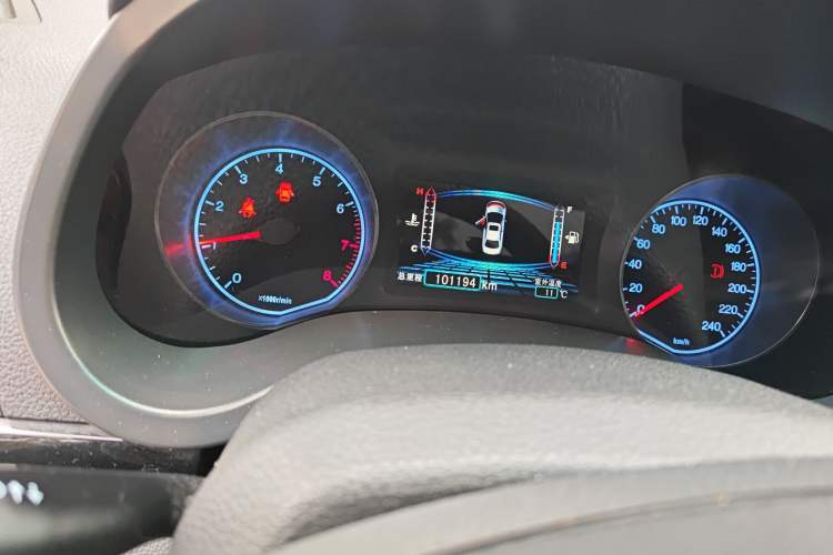 Used BYD Surui 2014 1.5L Manual Luxury Model
