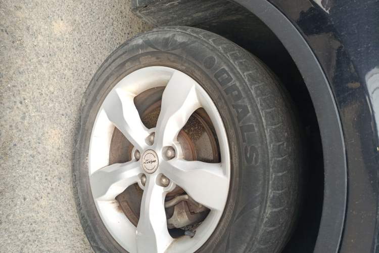 Used Zotye Domy X5 2015 1.5T Manual Luxury Model China V Standard