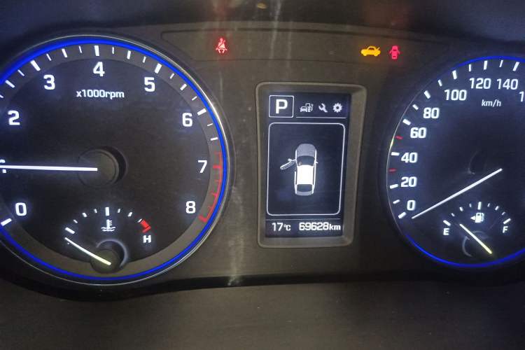 Used Hyundai Mistra 2016 1.6T Automatic Smart GLS Instrument Cluster