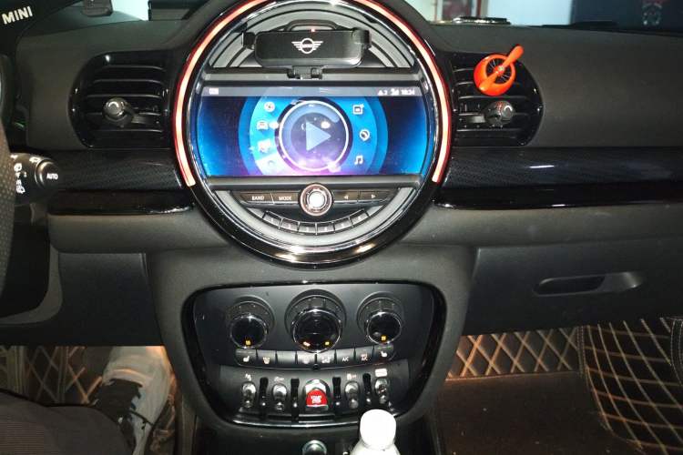 Used MINI Clubman 2019 2.0T COOPER S
