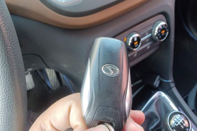 Used Soueast DX7 2017 1.5T Manual Elite Version