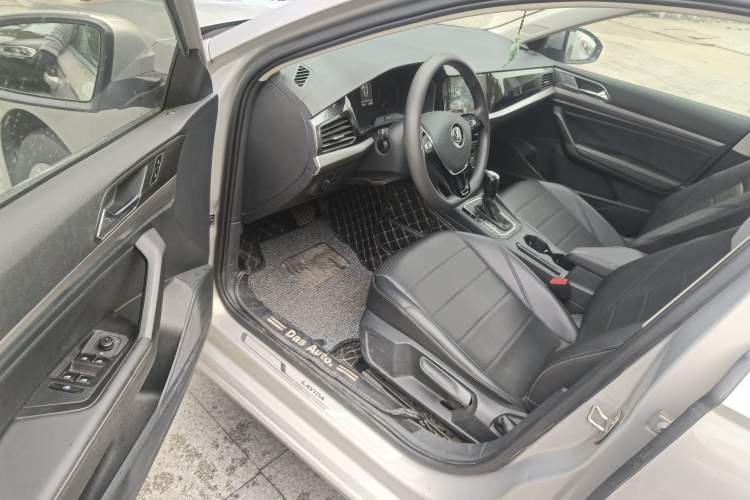 Used Volkswagen Lavida 2018 1.5L Automatic Comfort Edition China V Standard Driver Seat