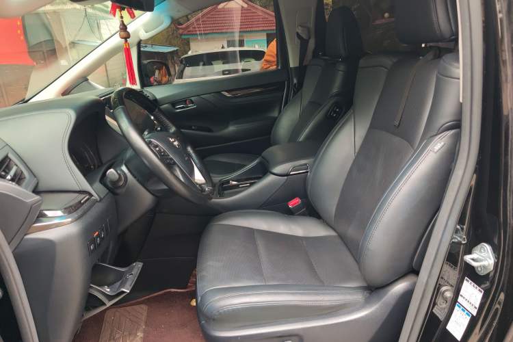 Used Toyota Vellfire 2020 Dual-Engine 2.5L HV Luxury Edition