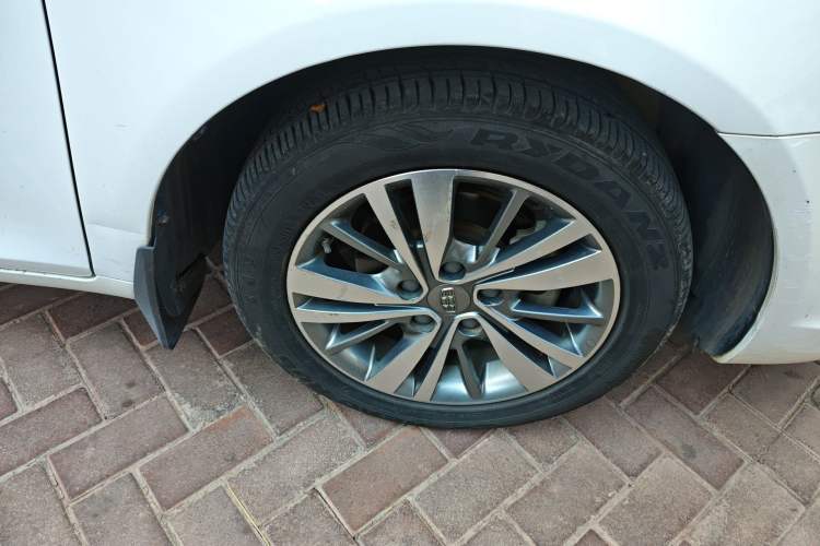 Used Geely Auto Emgrand 2018 1.5L CVT Upward Connect Edition
