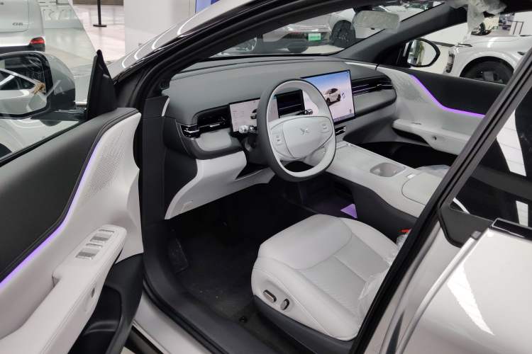 Used XPeng G6 2025 625 Long-Range Max Tech Edition Driver Seat