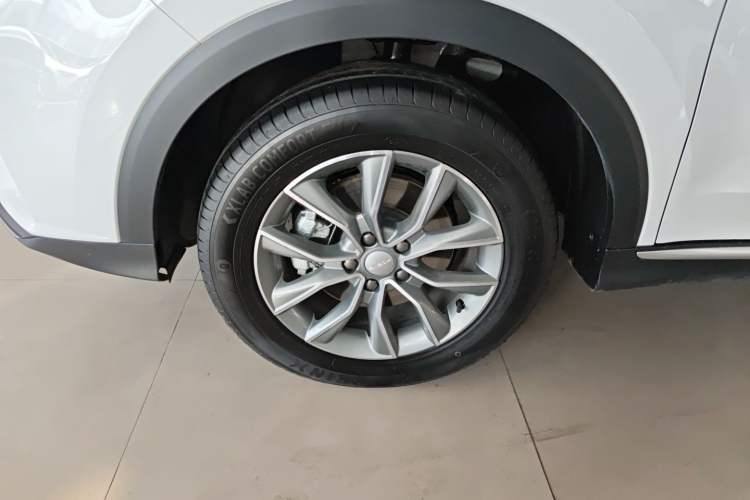 Used Roewe RX5 2025 PLUS 330TGI Automatic Trendsetting Smart Edition
