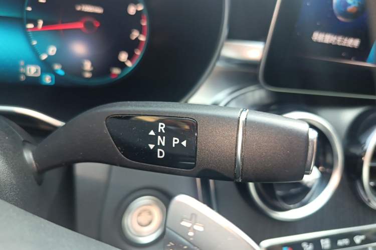 Used Mercedes-Benz C-Class 2021 C 200 L Fashion Edition Sport Version Gear Lever