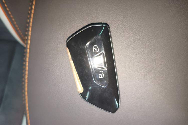 Used Volkswagen ID.6 CROZZ 2022 Long-Range PRO Edition