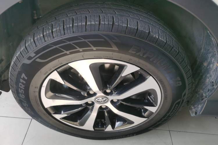 Used Toyota RAV4 2019 2.0L CVT Two-Wheel Drive Pioneer Edition China V Standard