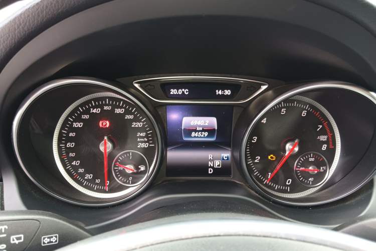 Used Mercedes-Benz GLA 2019 GLA 200 Dynamic Edition Instrument Cluster