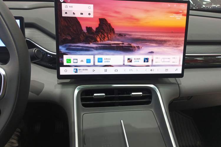 Used Geely Galaxy L6 2025 EM-i 140km Starship Edition
