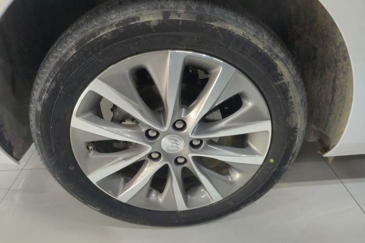 Used Buick GL6 2021 323T Mild Hybrid Connect Luxury Model Exterior 5